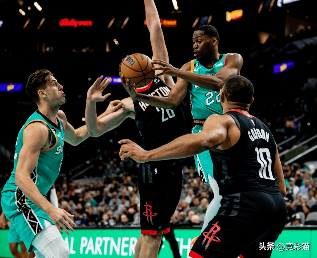 关于赛前速览:温网八强战圣安东尼奥马刺对阵AC米兰,三大看点值得期待的信息 关于赛前速览:温网八强战圣安东尼奥马刺对阵AC米兰,三大看点值得期待的信息